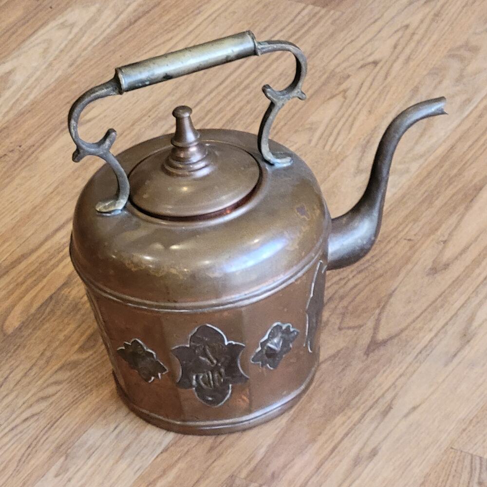 Vintage rare beatiful copper kettle teapot made in Made in Morocco